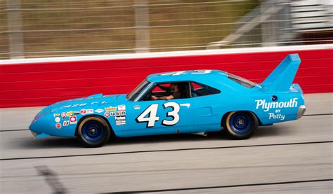 plymouth superbird richard petty.